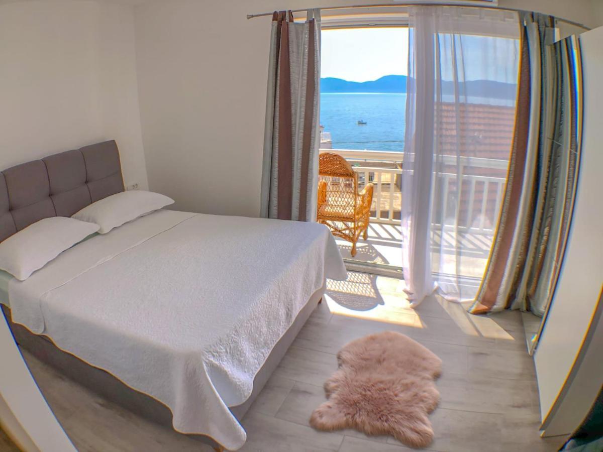 Apartmani Doris Gradac  Exterior photo