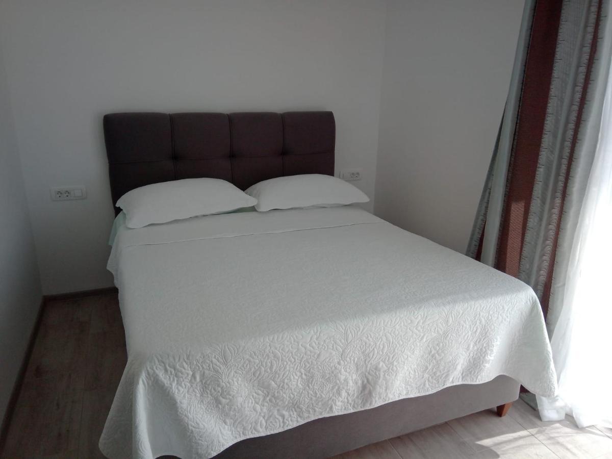 Apartmani Doris Gradac  Exterior photo