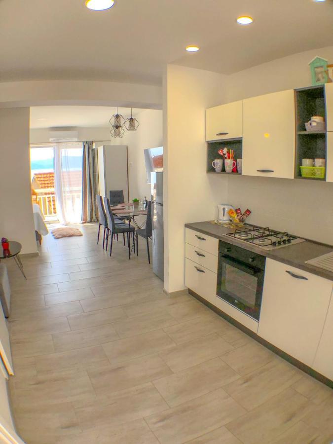 Apartmani Doris Gradac  Exterior photo