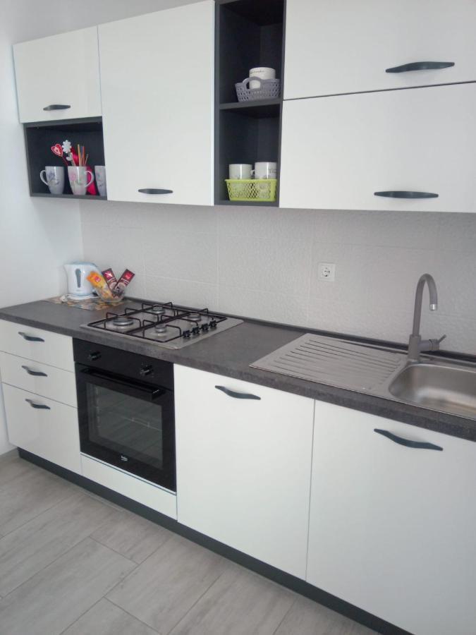 Apartmani Doris Gradac  Exterior photo