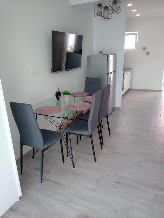 Apartmani Doris Gradac  Exterior photo