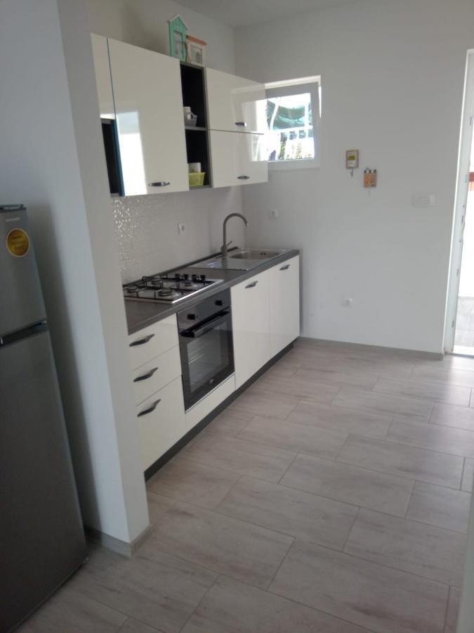 Apartmani Doris Gradac  Exterior photo